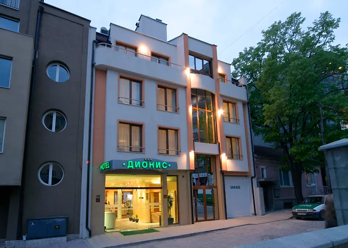 Дионис Хотел