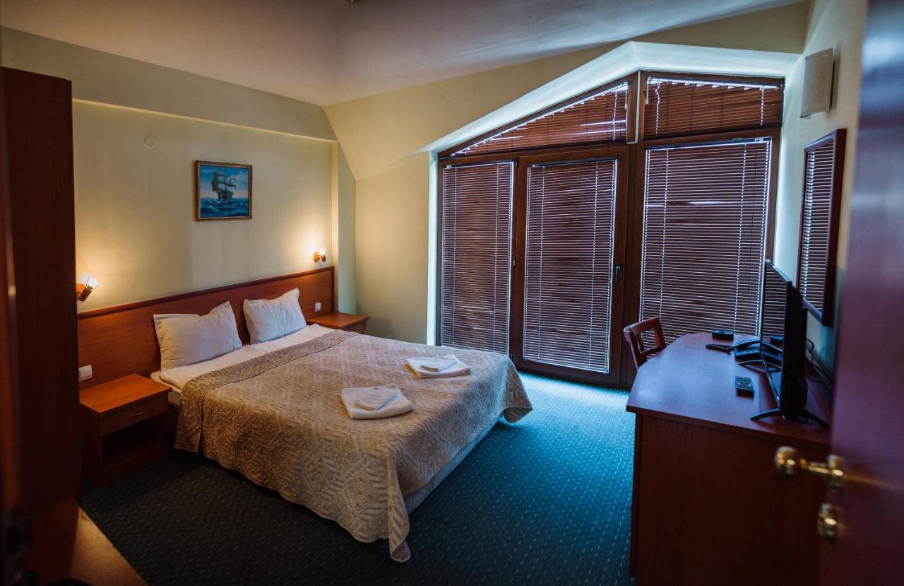 Hotel Dionis Warna